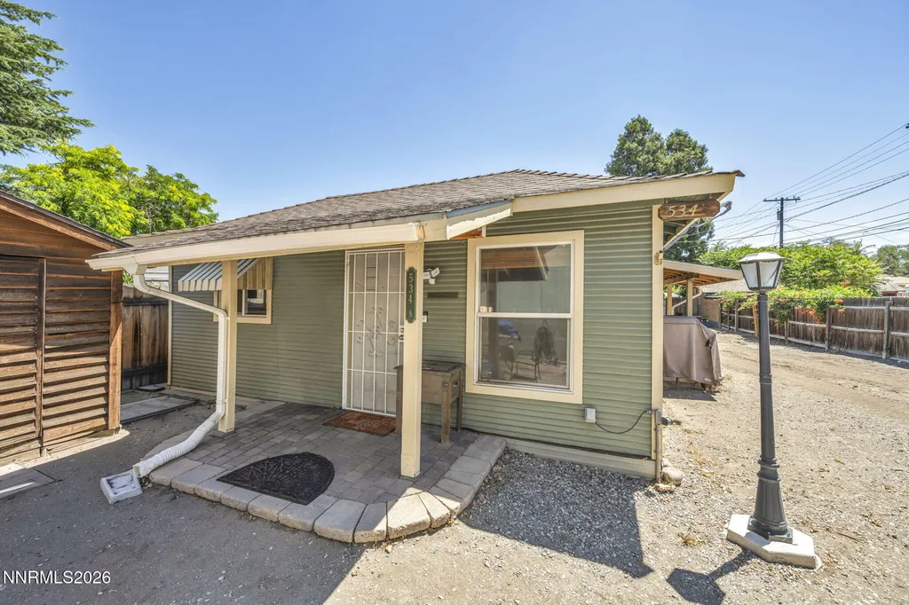 534 13th Sparks NV 89431