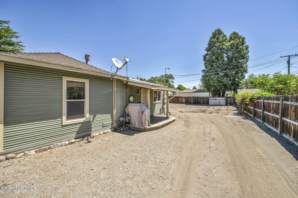 534 13th Sparks NV 89431