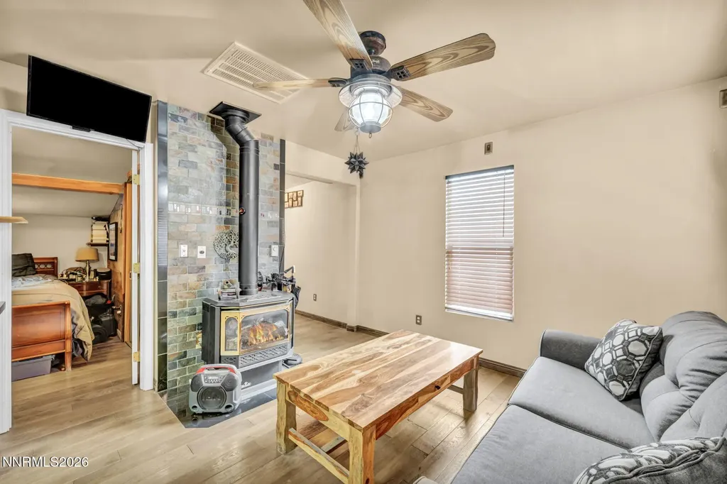 534 13th Sparks NV 89431