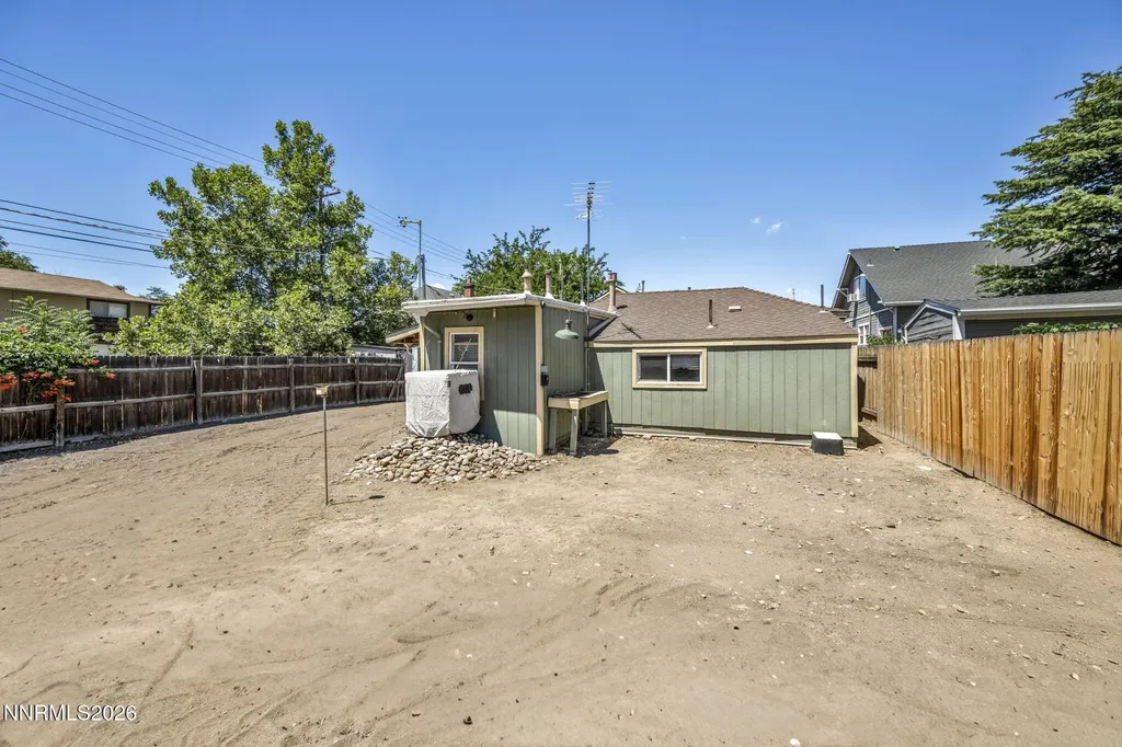 534 13th Sparks NV 89431