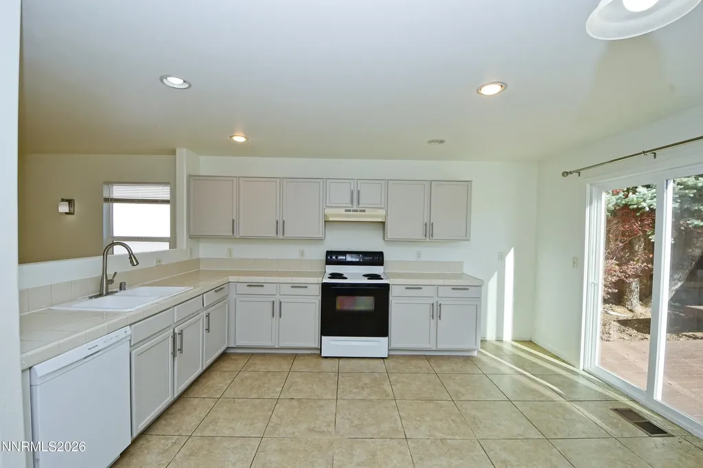 7441 Deveron Reno NV 89506