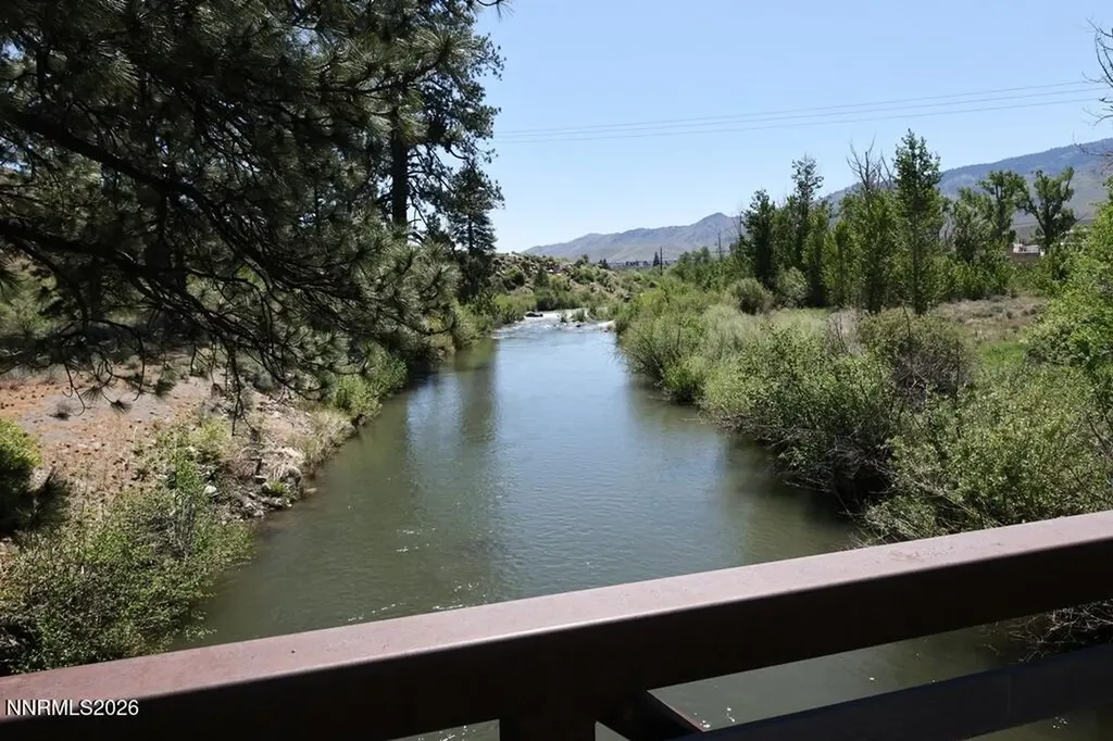 401 River Pines Verdi NV 89439