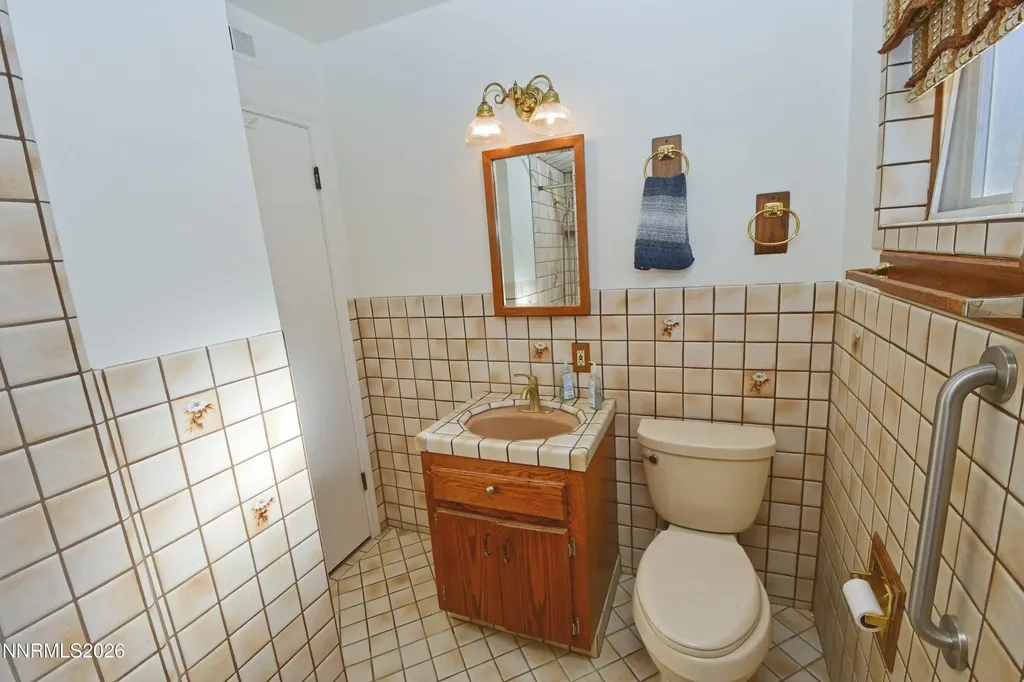10 J Sparks NV 89431
