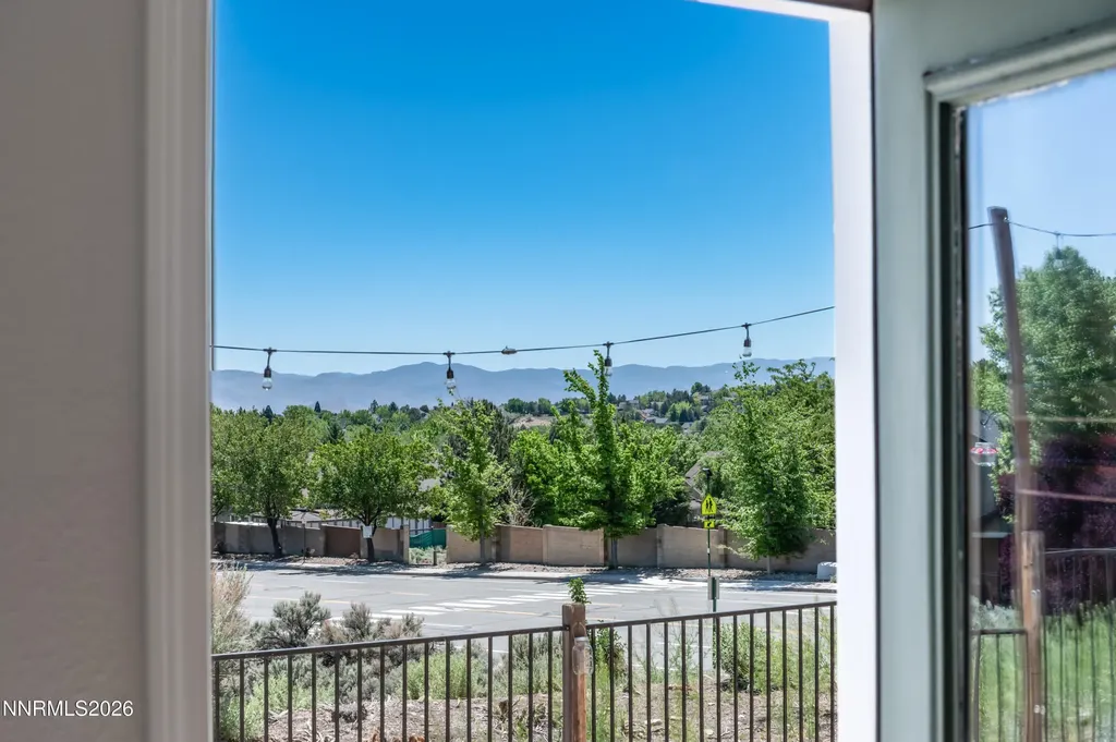 2100 Sapphire Ridge Reno NV 89523