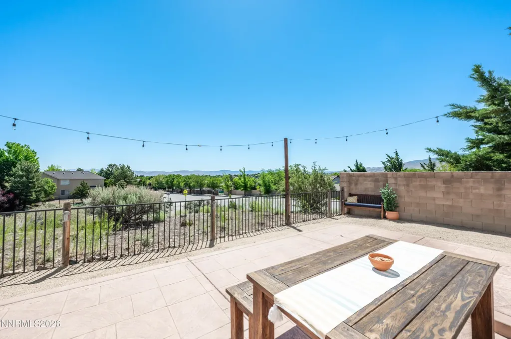 2100 Sapphire Ridge Reno NV 89523