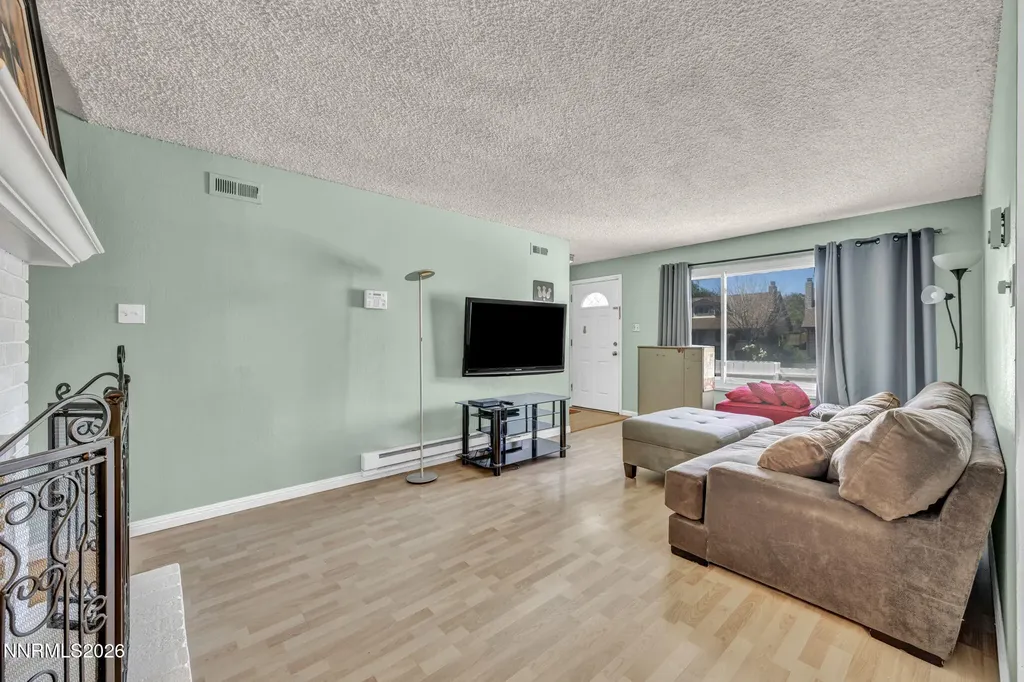 870 Huffaker Reno NV 89511