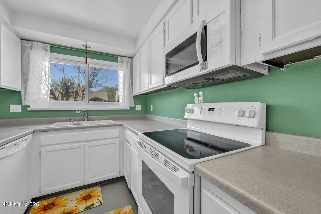 870 Huffaker Reno NV 89511