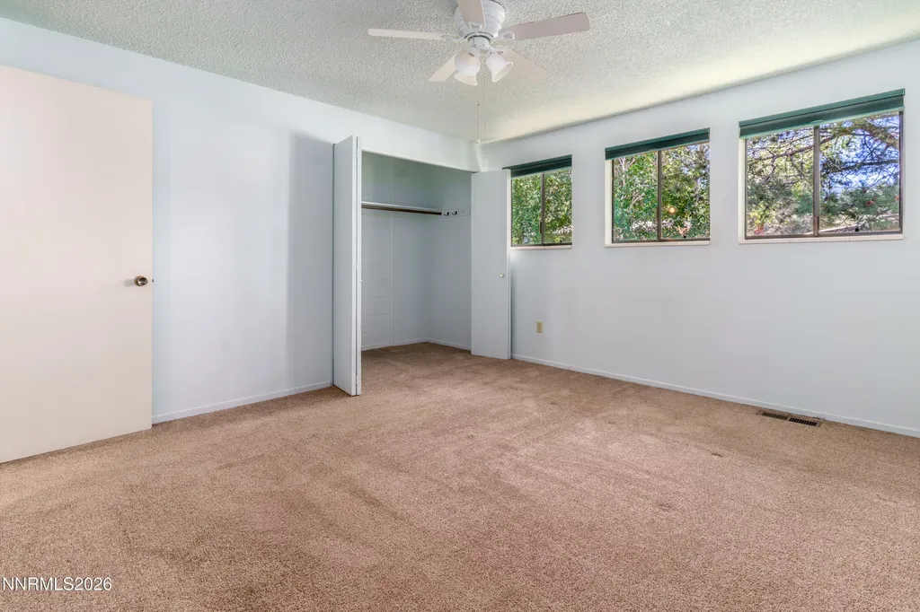 125 Lake Glen Carson City NV 89703