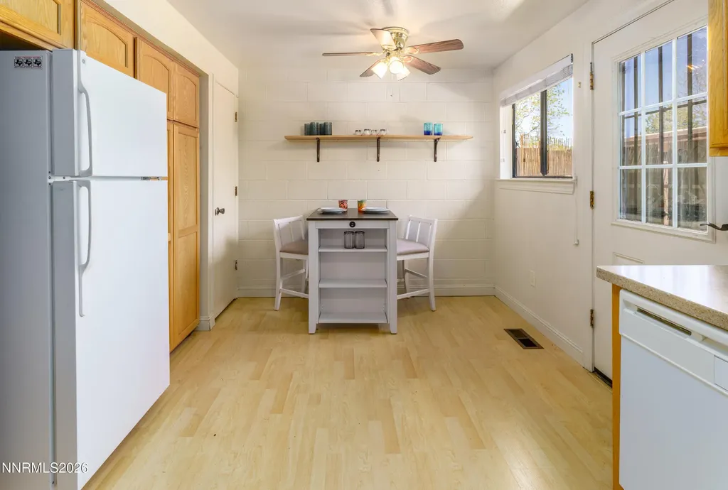 125 Lake Glen Carson City NV 89703
