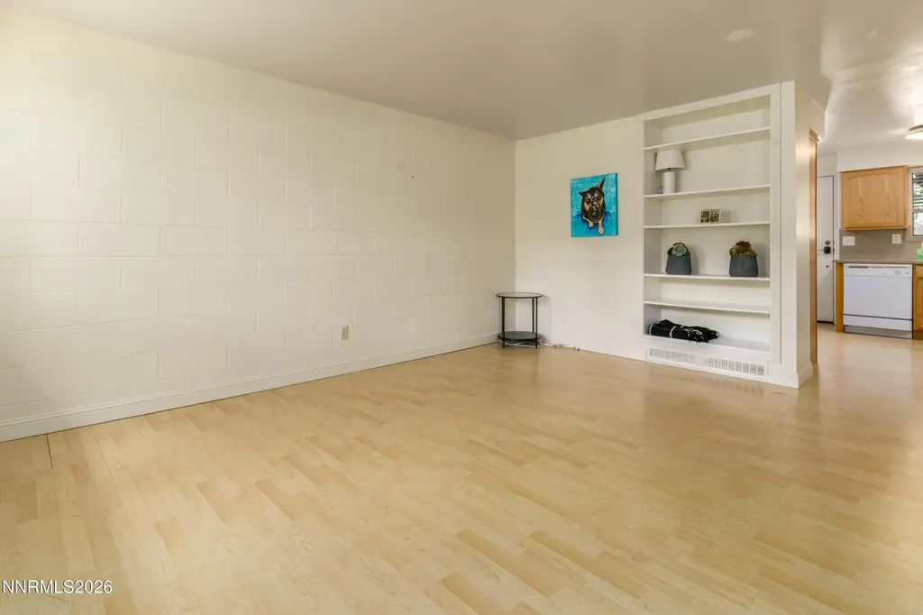 125 Lake Glen Carson City NV 89703
