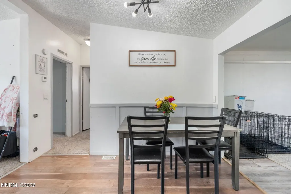 87 Rose Peak Dayton NV 89403