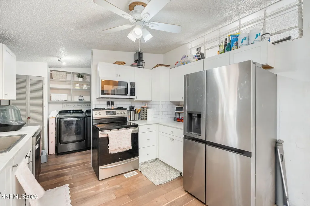 87 Rose Peak Dayton NV 89403