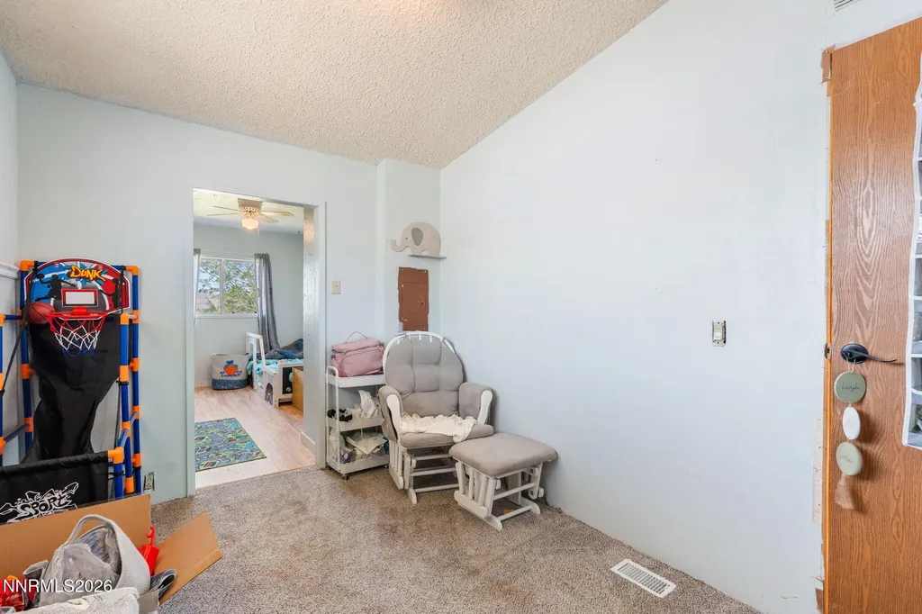 87 Rose Peak Dayton NV 89403