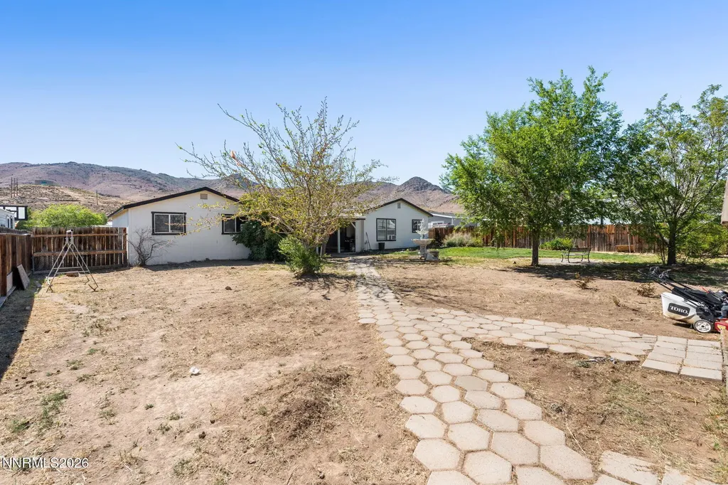 87 Rose Peak Dayton NV 89403