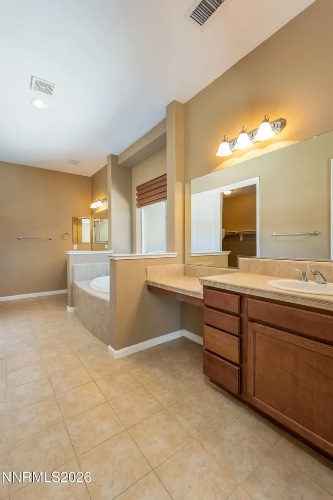 7839 Orange Plains Sparks NV 89436