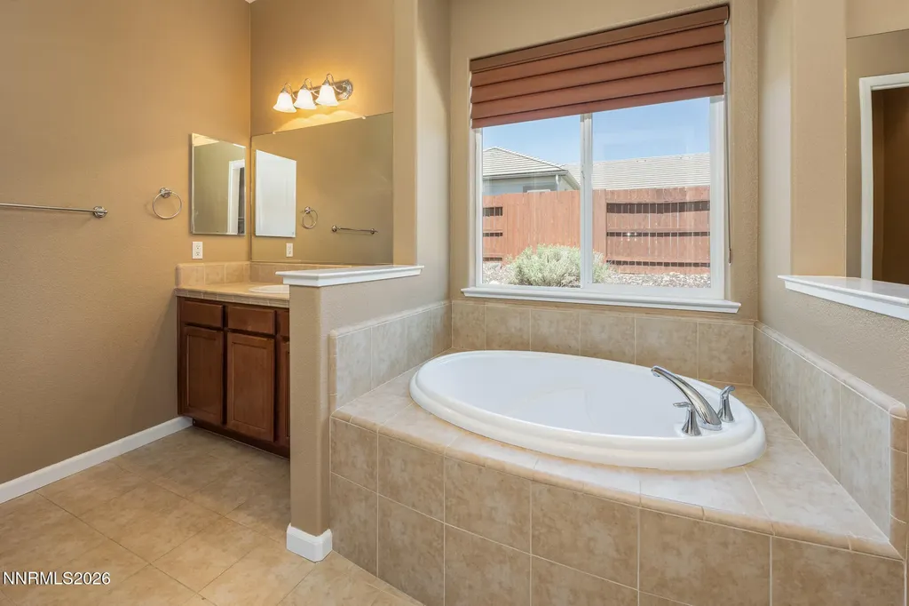 7839 Orange Plains Sparks NV 89436