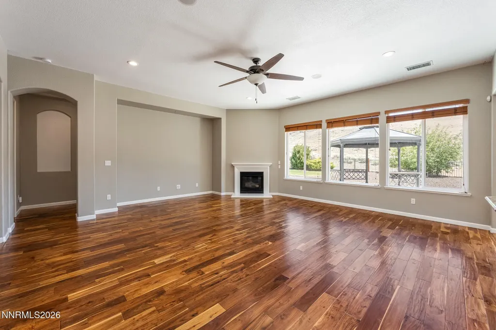7839 Orange Plains Sparks NV 89436