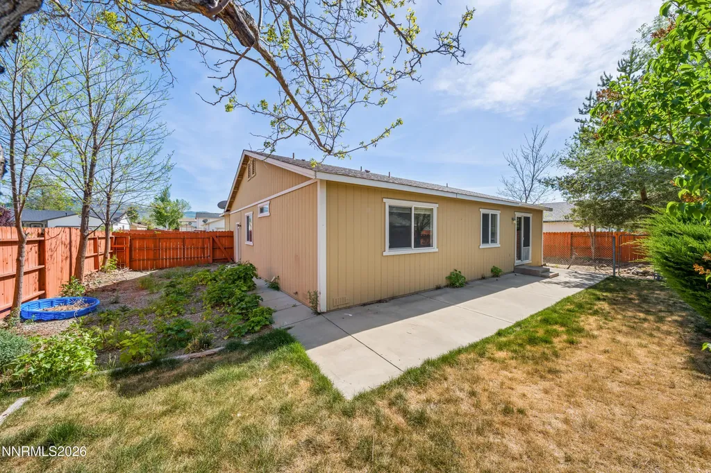 17617 Grand Valley Reno NV 89508