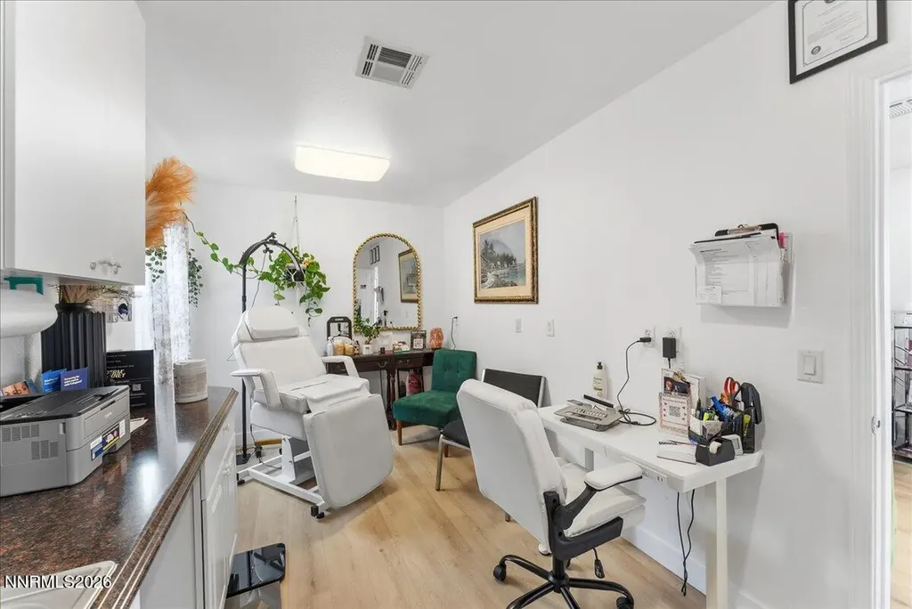438 Pyramid Sparks NV 89431