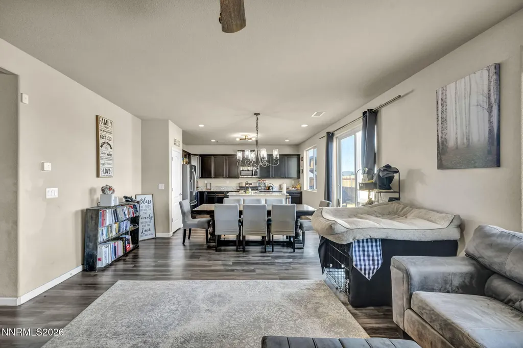 334 Granite Dayton NV 89403