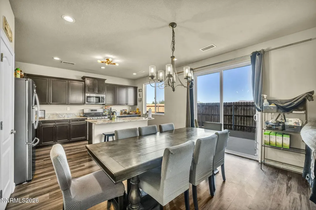 334 Granite Dayton NV 89403