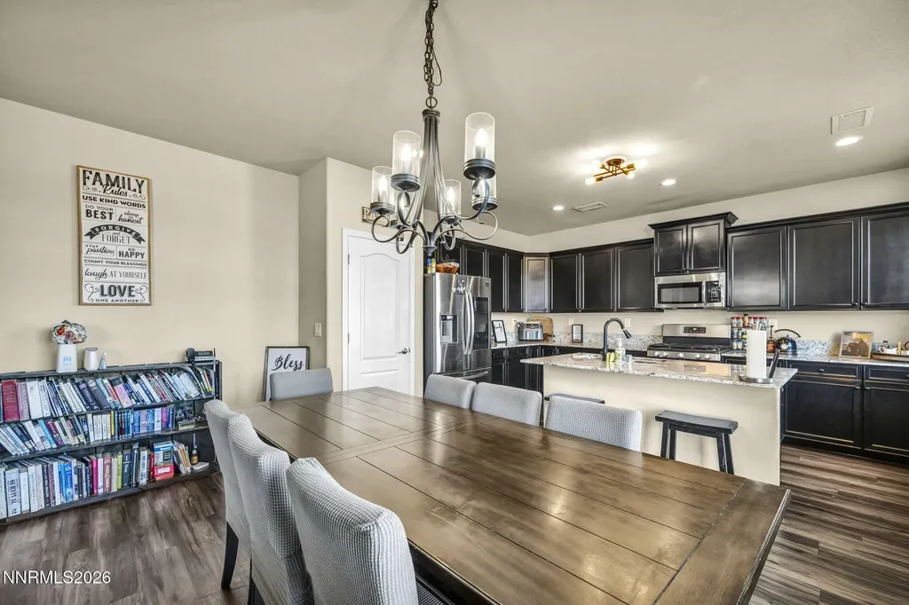 334 Granite Dayton NV 89403
