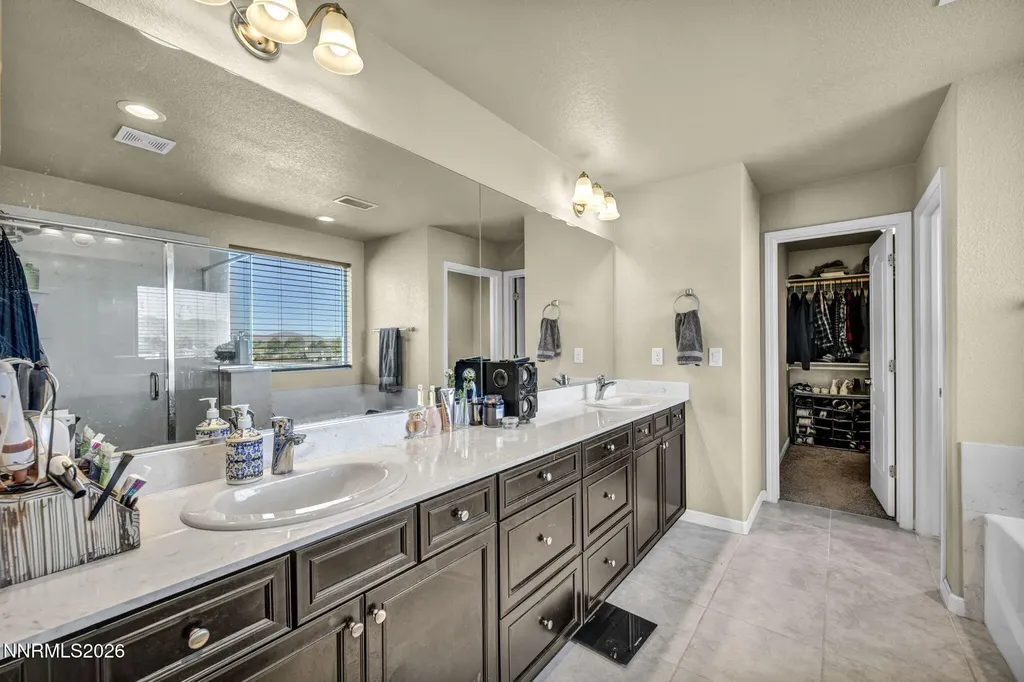 334 Granite Dayton NV 89403