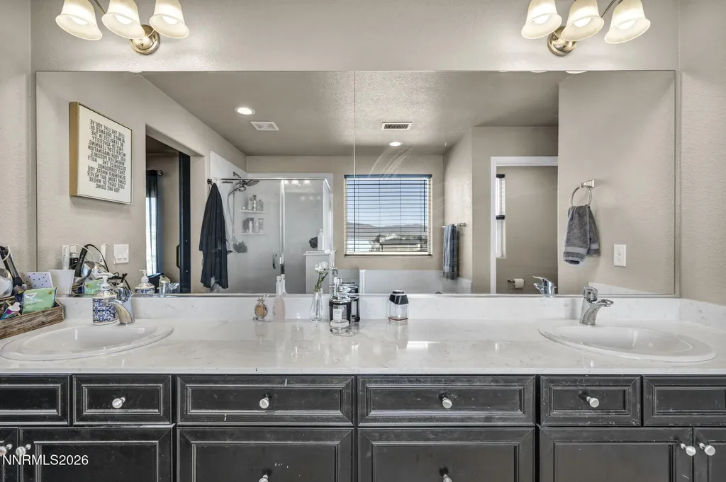 334 Granite Dayton NV 89403