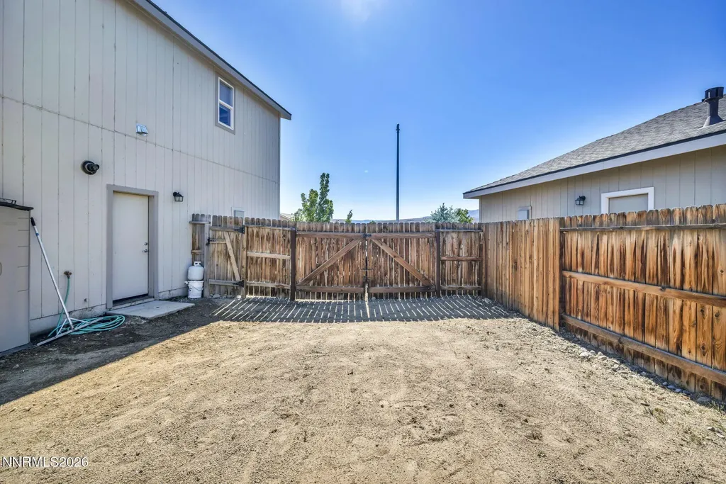 334 Granite Dayton NV 89403