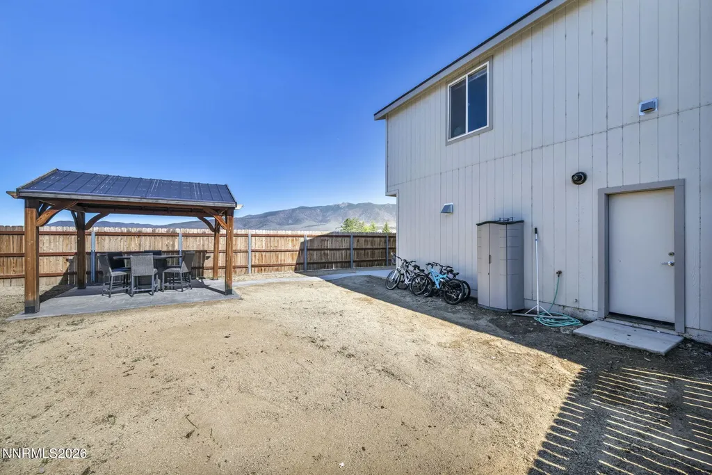 334 Granite Dayton NV 89403