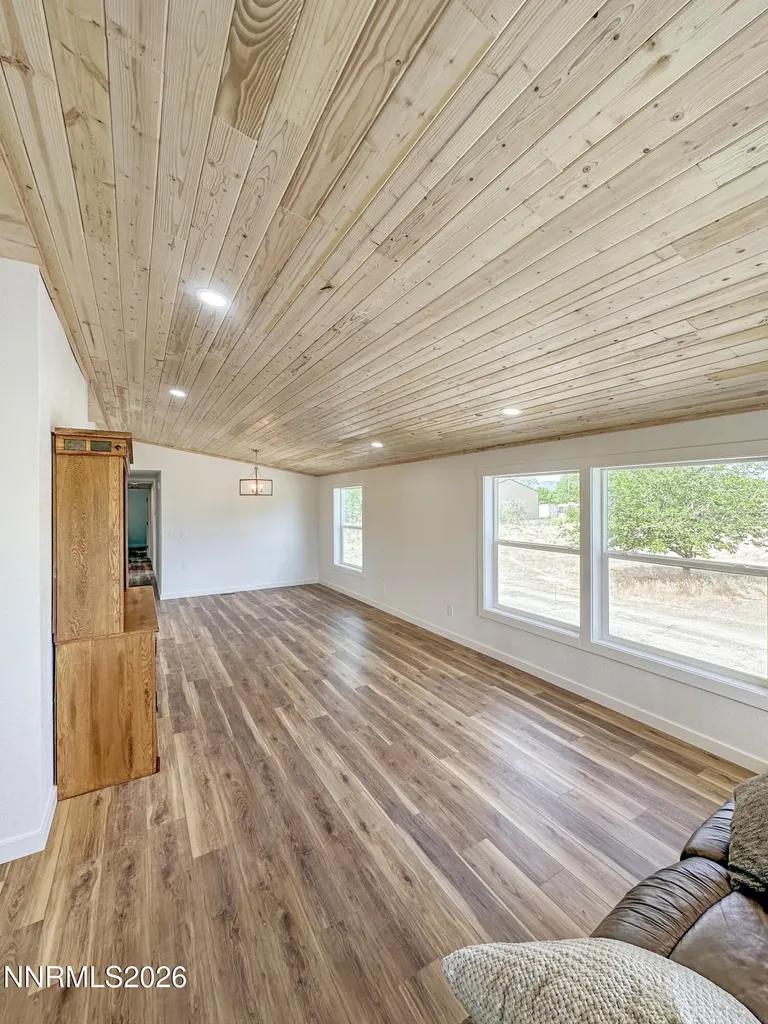 7420 Sunset Winnemucca NV 89445