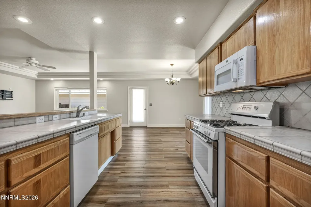 1764 Mahogany Minden NV 89423