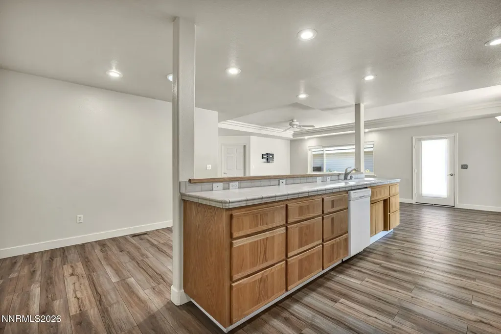1764 Mahogany Minden NV 89423