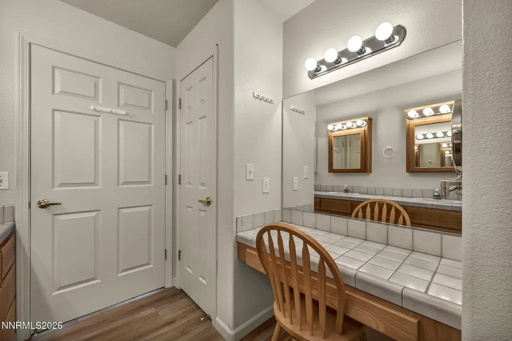 1764 Mahogany Minden NV 89423