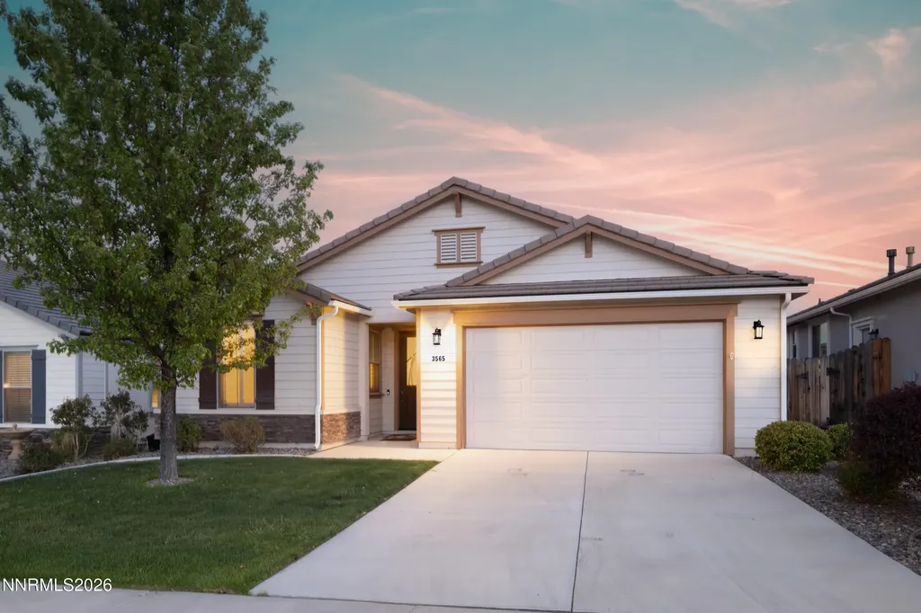 3565 Long Minden NV 89423