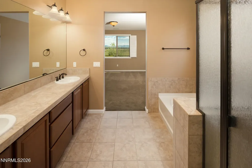 3565 Long Minden NV 89423
