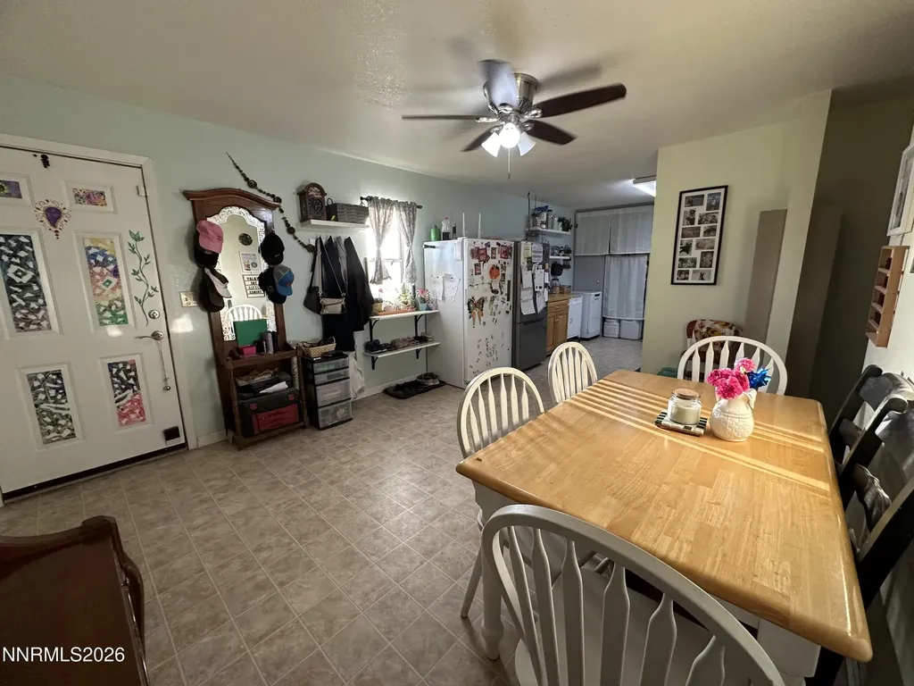 21 Cardon Yerington NV 89447