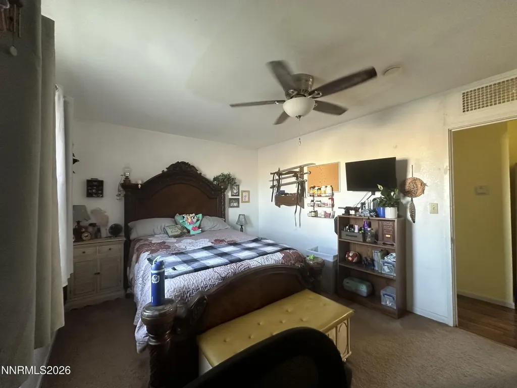 21 Cardon Yerington NV 89447