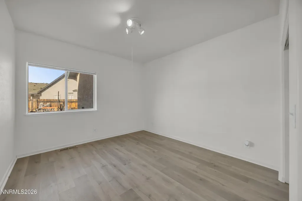 20983 Little Valley Reno NV 89508