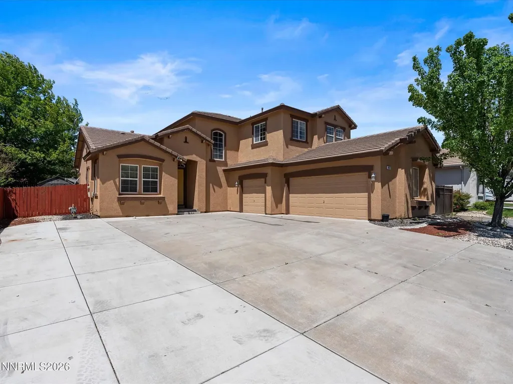 5437 Ebbetts Pass Sparks NV 89436