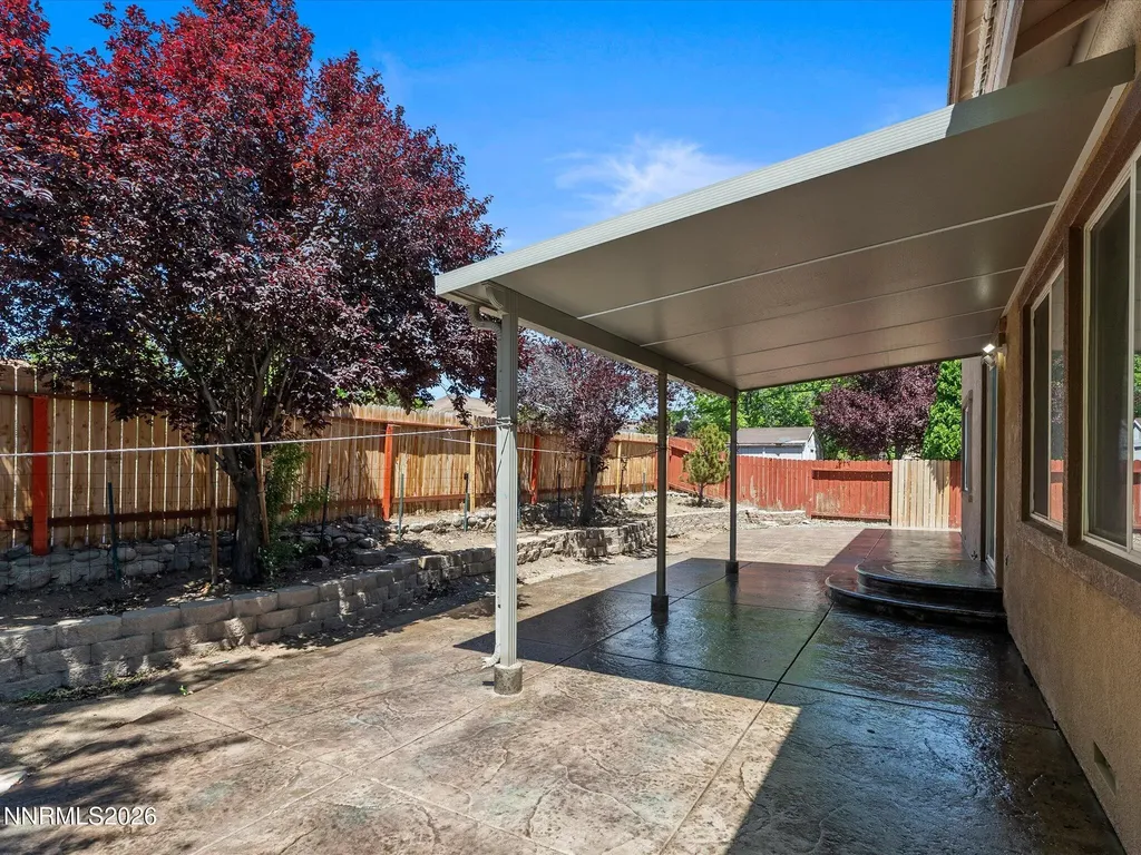 5437 Ebbetts Pass Sparks NV 89436