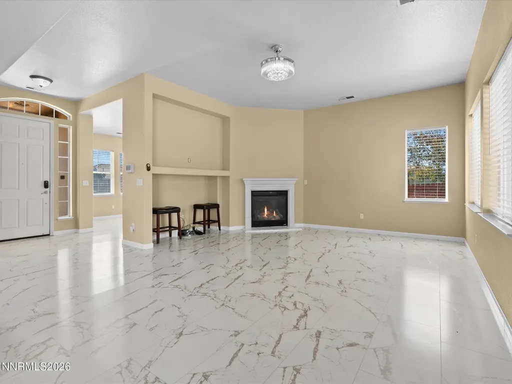5437 Ebbetts Pass Sparks NV 89436