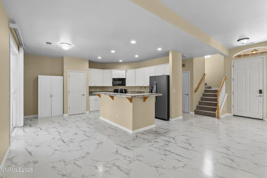 5437 Ebbetts Pass Sparks NV 89436