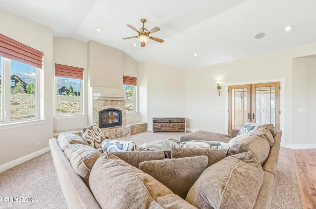 227 Earlham Reno NV 89511