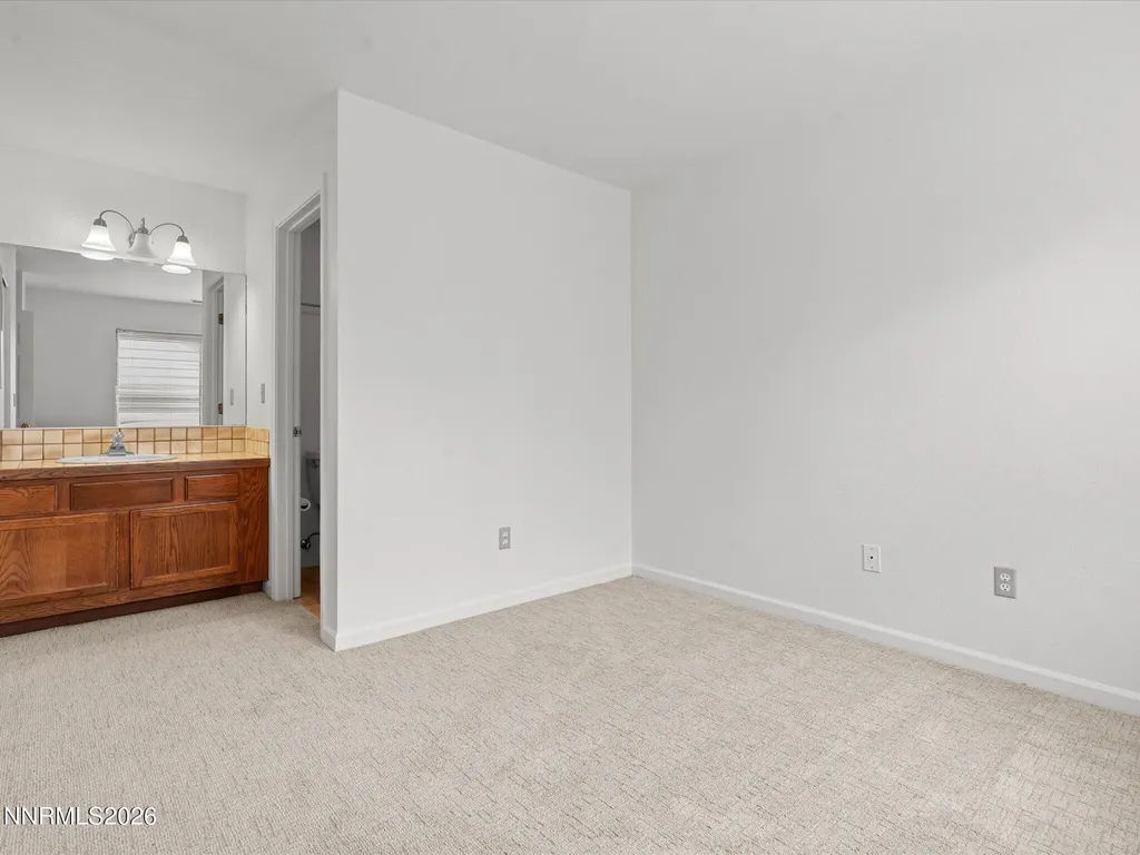 3170 Oakshire Reno NV 89509