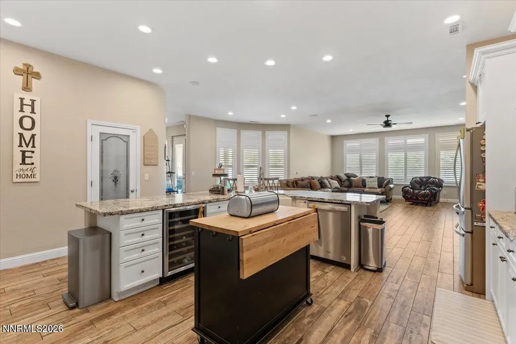 11660 Eagle Peak Sparks NV 89441
