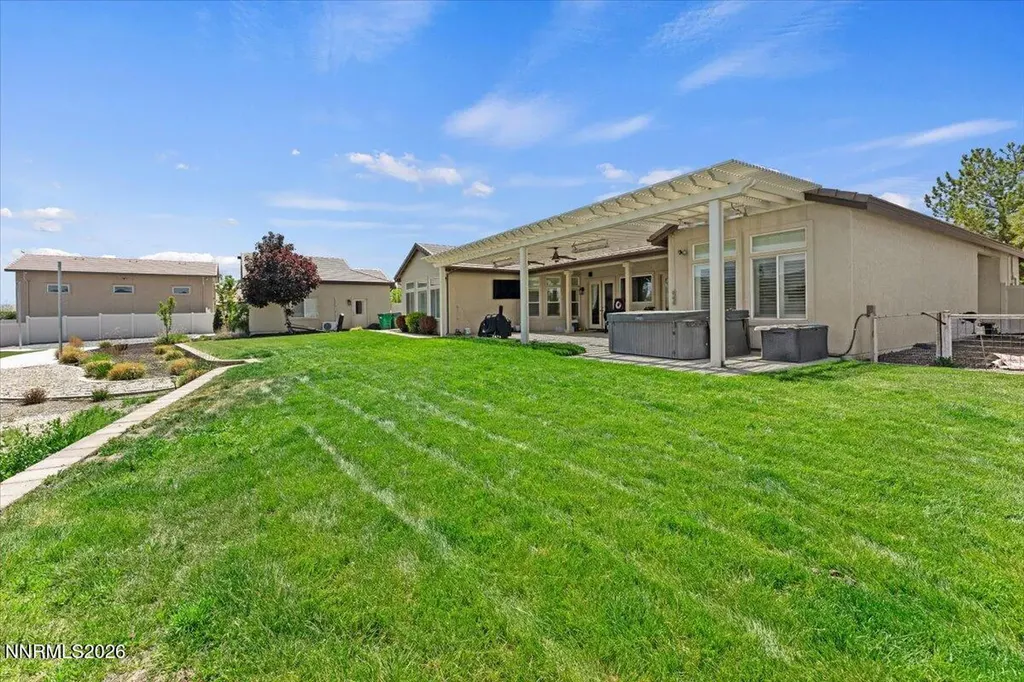 11660 Eagle Peak Sparks NV 89441