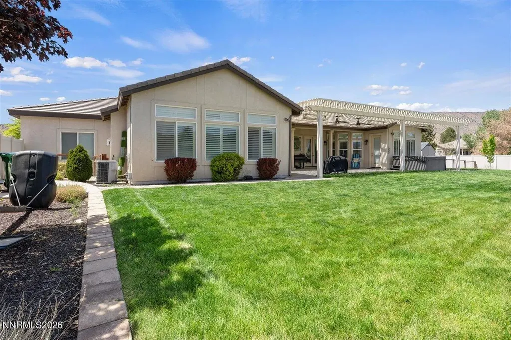 11660 Eagle Peak Sparks NV 89441