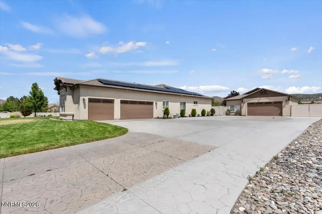 11660 Eagle Peak Sparks NV 89441