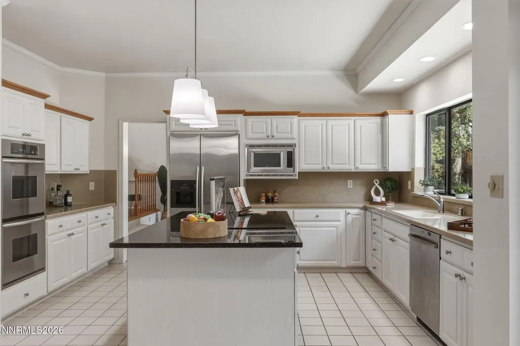 2295 Manzanita Reno NV 89509